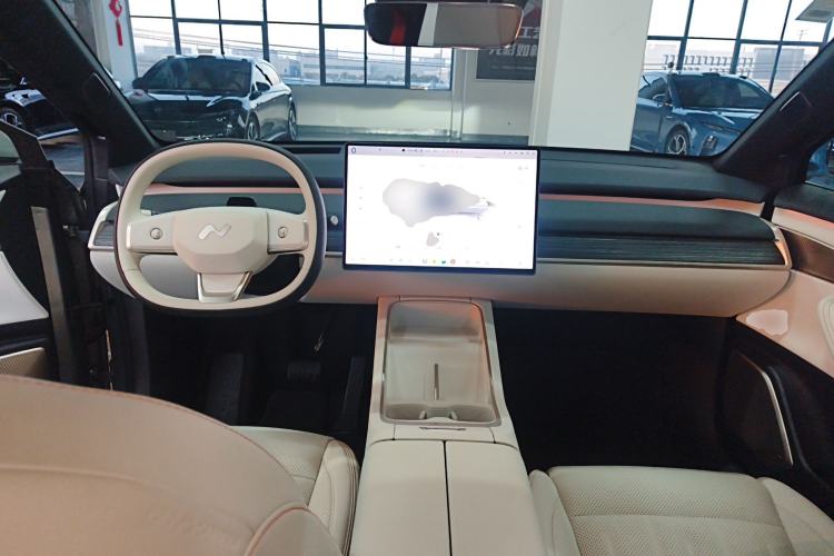 Used ONVO L60 2024 60 kWh Rear-Drive Version