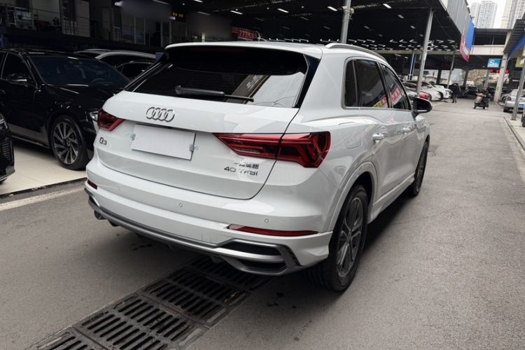 Used Audi Q3 2022 40 TFSI Fashion Dynamic Model
