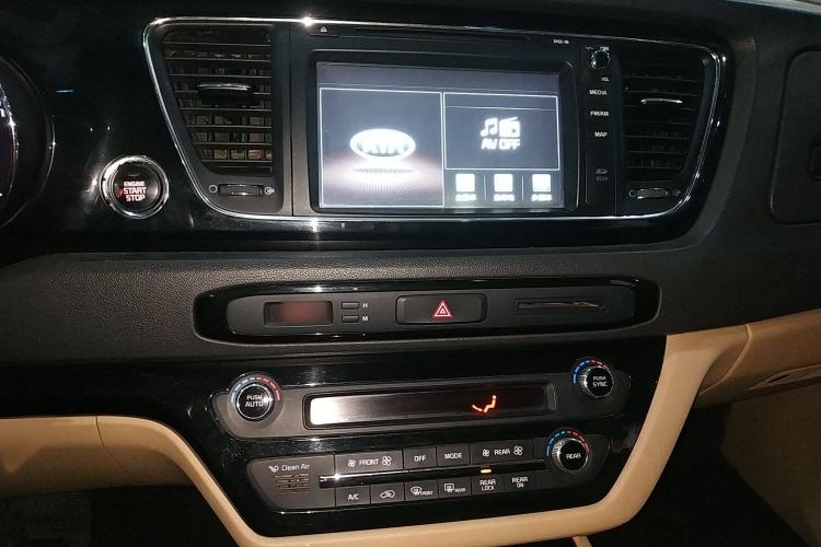 Used Kia Carnival 2015 2.2T Luxury Edition China IV
