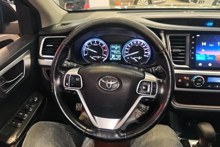 Used Toyota Highlander 2015 2.0T Four-Wheel Drive Luxury Edition 7-Seater