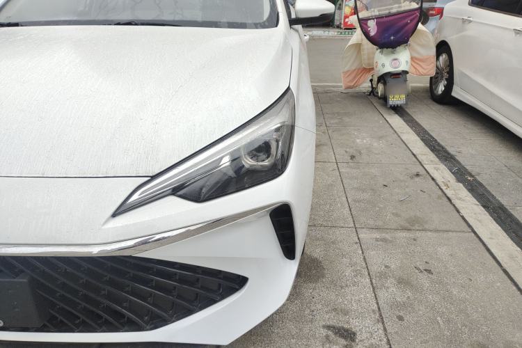 Used Roewe i5 2023 1.5L Manual Comfort Edition
