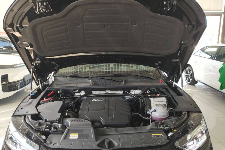 Used Audi Q5L 2025 40 TFSI Luxury Dynamic Edition
