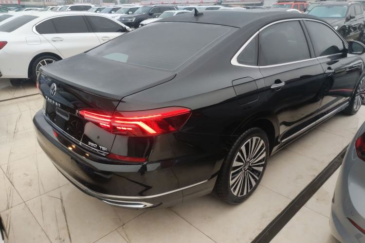 Used Volkswagen Passat 2021 380TSI Prestige Edition
