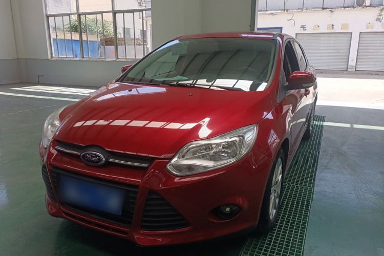Used Ford Focus 2012 Sedan 1.6L Automatic Comfort Model
