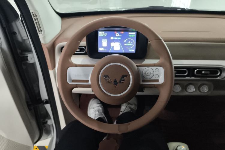 Used Wuling Hongguang MINIEV 2024 3rd Generation 215km Youth Edition
