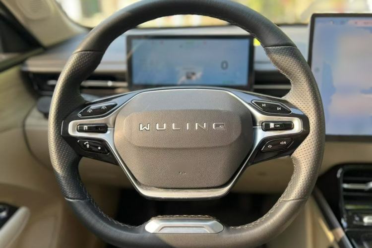 Used Wuling Xingguang 2024 Co-Creation Edition 510 Advanced Model