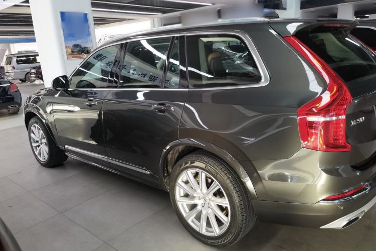 Used Volvo XC90 2019 T5 Zhiyi Edition 7-Seater China V Emission Standard
