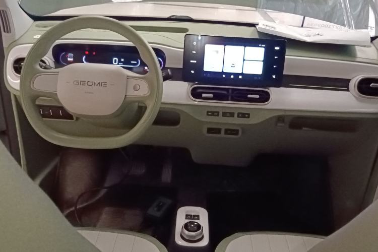 Used  Panda 2025 210km Panda Rider
