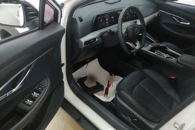 Used Changan UNI-T 2020 1.5T Prestige Version
