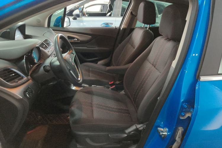 Used Buick Encore 2015 1.4T Automatic Two-Wheel Drive Urban Elite Version