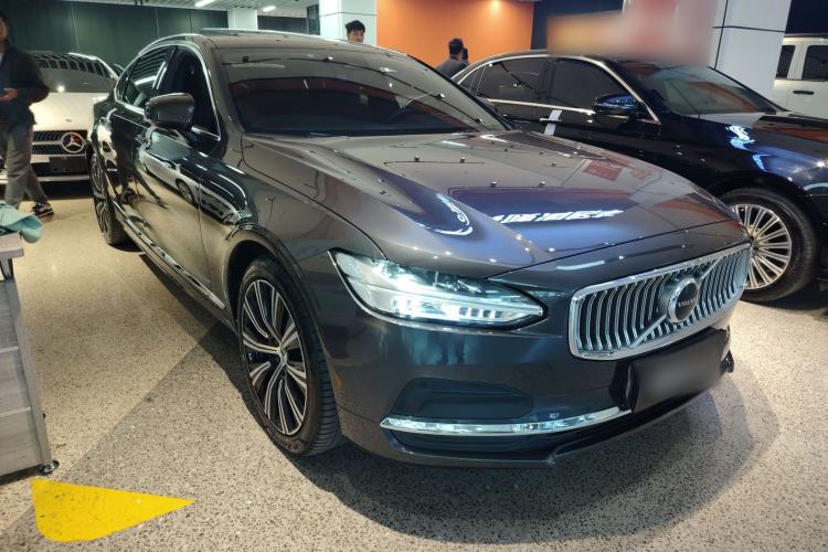 Used Volvo S90 2023 B5 Zhiyuan Luxury Edition