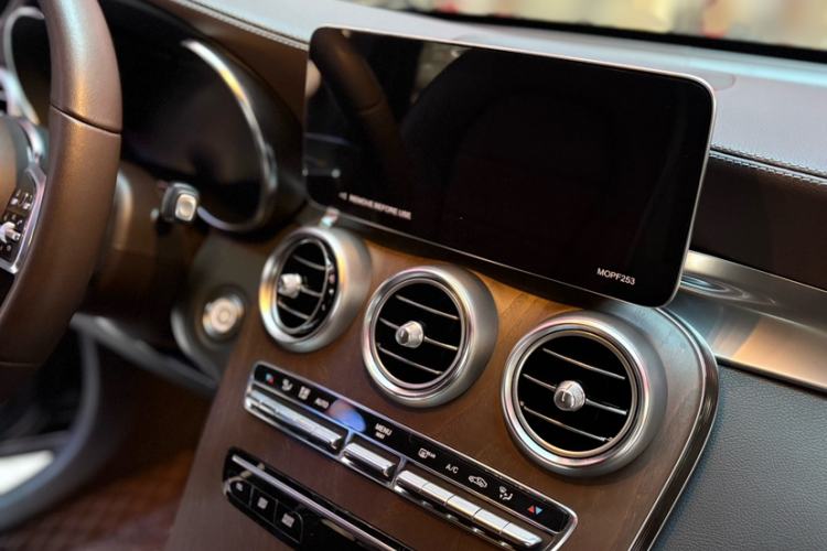 Used Mercedes-Benz GLC 2022 Refreshed GLC 300 L 4MATIC Dynamic Edition