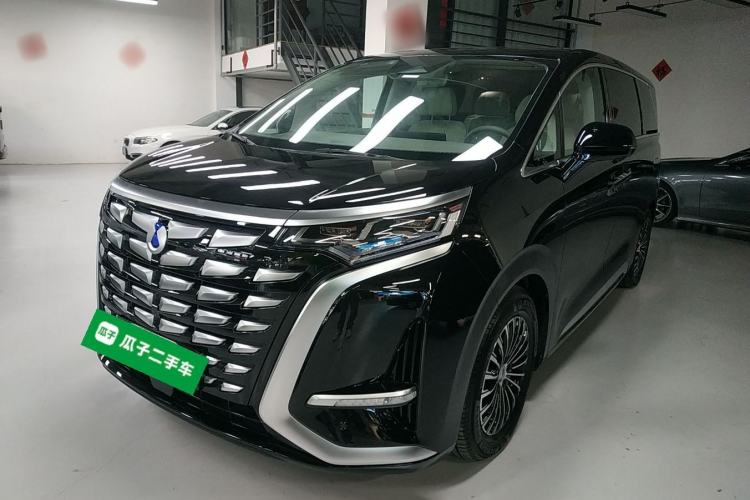 Used Denza D9 2023 DM-i 965 Luxury Model
