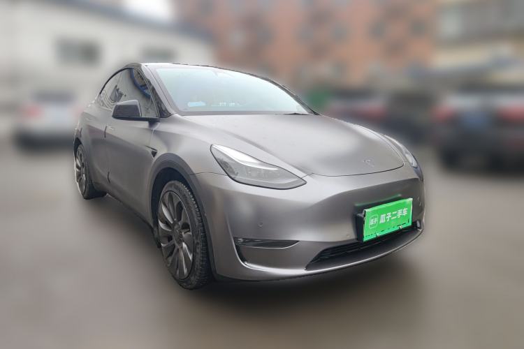 Used Tesla Model Y 2023 Long-Range All-Wheel-Drive Version
