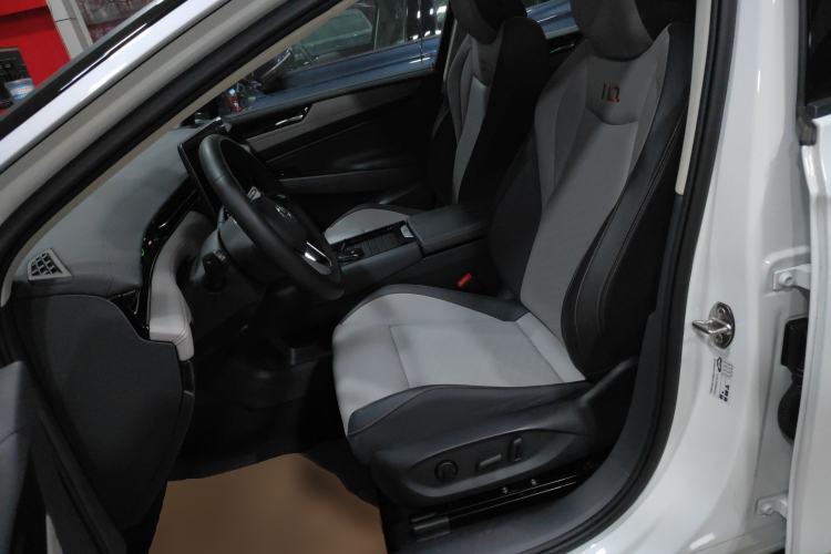 Used Volkswagen ID.7 VIZZION 2024 AIR model