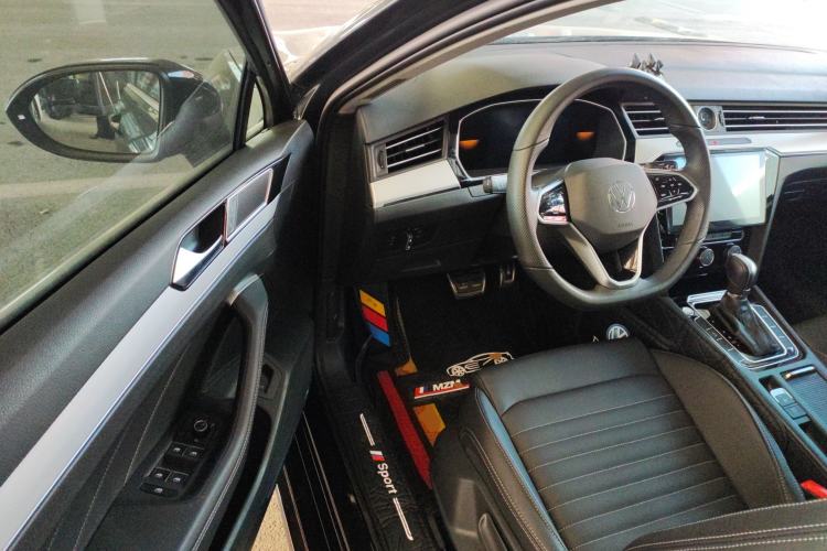 Used Volkswagen Magotan 2025 Zhongxiang Version 280TSI DSG Comfort Edition
