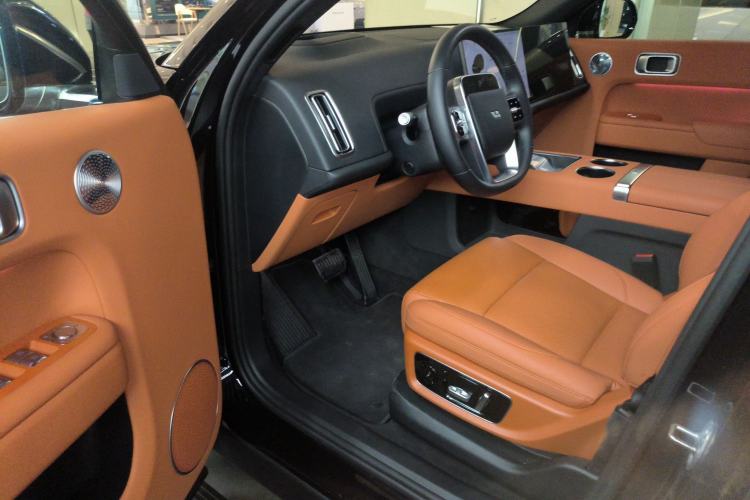 Used Li Auto L8 2025 Ultra Smart Refreshed Edition