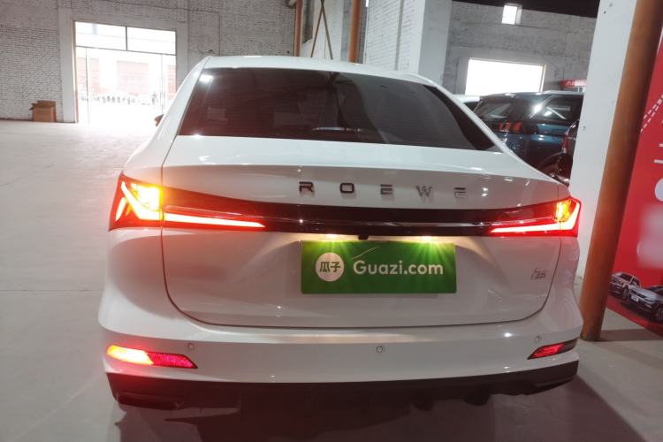 Used Roewe i5 2023 1.5L Manual Comfort Edition
