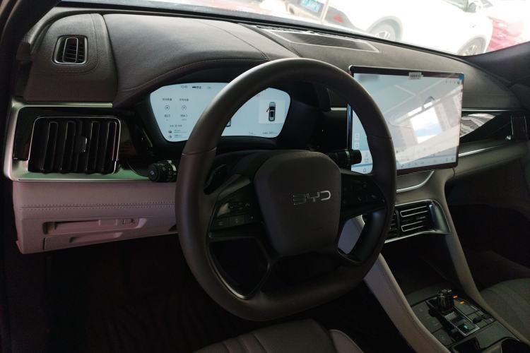 Used BYD Song PLUS New Energy 2025 DM-i Intelligent Driving 160KM Flagship Model
