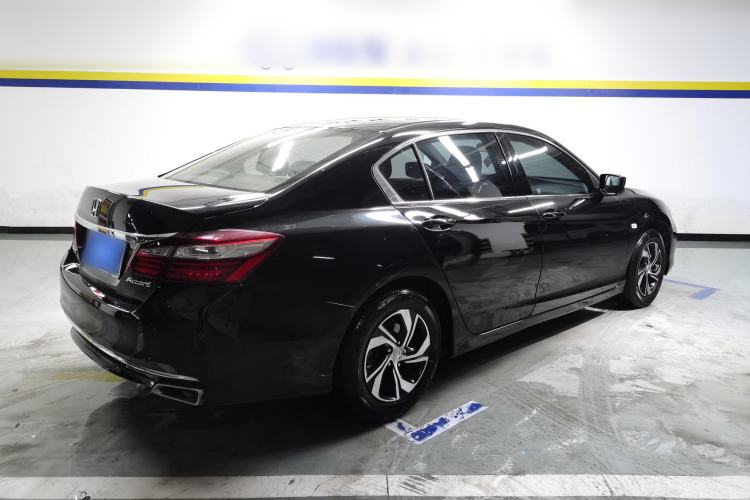 Used Honda Accord 2016 2.0L Comfort Edition
