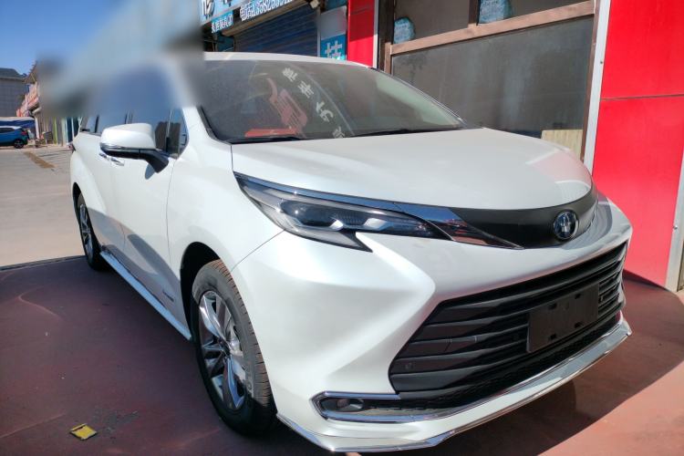 Used Toyota Sienna 2023 2.5L Hybrid Comfort Edition