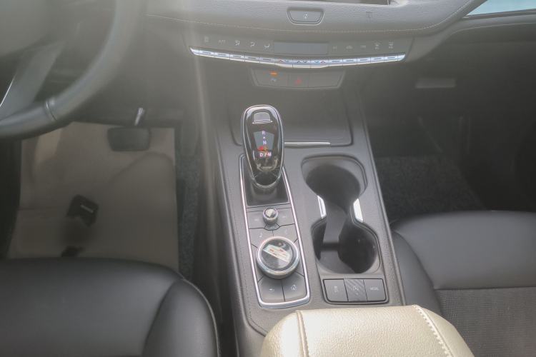 Used Cadillac XT4 2021 28T Two-Wheel Drive Tech Edition
