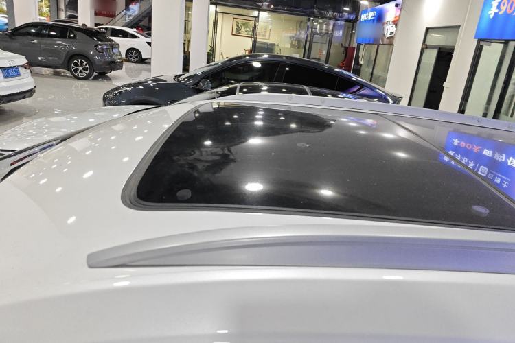 Used Cadillac XT5 2022 2.0T Two-Wheel Drive Luxury Version