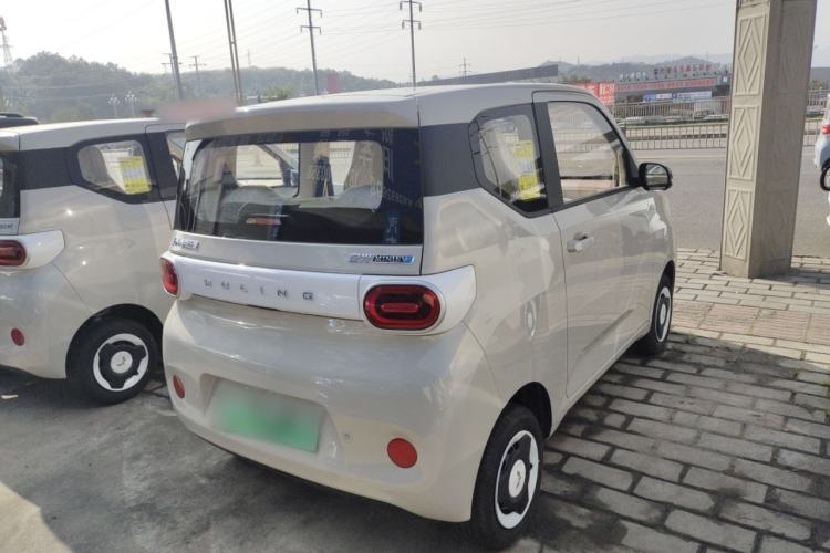 Used Wuling Hongguang MINIEV 2024 3rd Generation 215km Youth Edition
