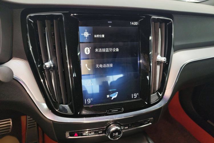 Used Volvo S60 2020 T4 Zhiyuan Sport Edition
