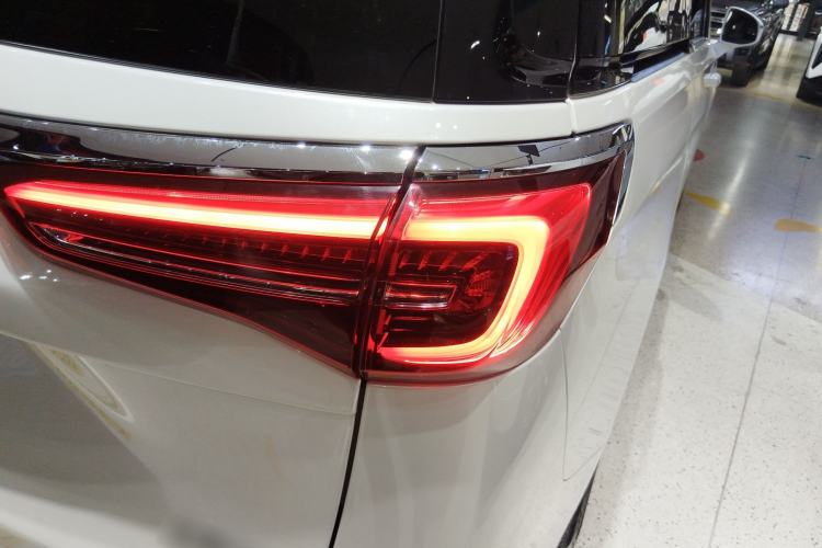 Used Buick GL8 2021 ES Landtrek 653T Comfort Edition
