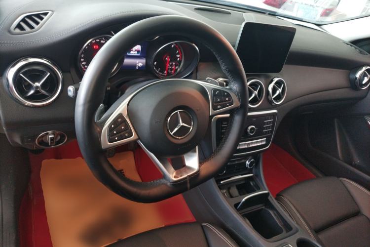 Used Mercedes-Benz GLA 2019 GLA 200 Fashion Model