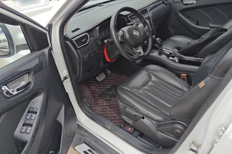 Used Dongfeng Fengon 580 2017 1.5T CVT Smart Connectivity Model
