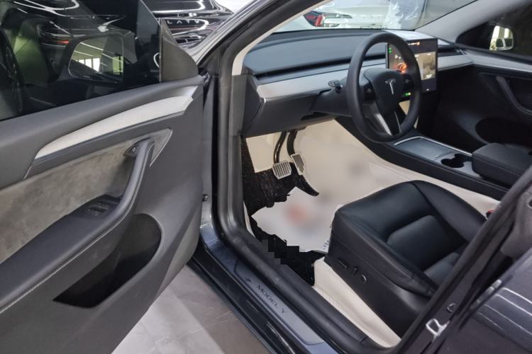 Used Tesla Model Y 2024 Rear-Wheel-Drive Version