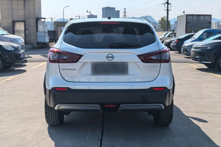 Used Nissan Qashqai 2023 Classic 2.0L CVT XV Comfort Edition
