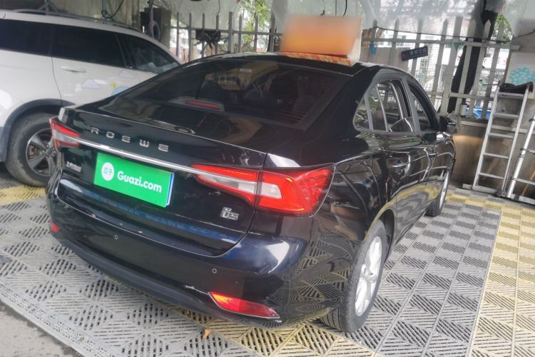Used Roewe i5 2019 1.5L Automatic 4G Connected Langyue Edition
