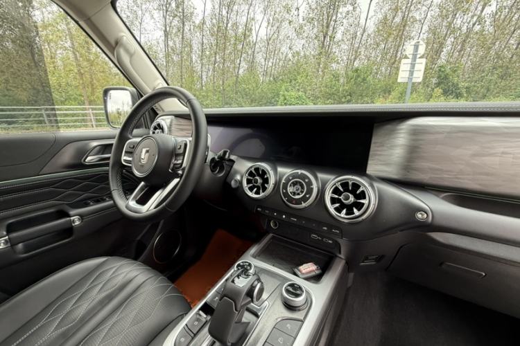 Used Tank 300 2023 Off-Road Edition 2.0T Challenger
