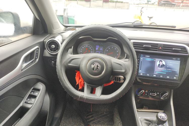 Used MG ZS 2017 1.5L Manual Fashion Edition
