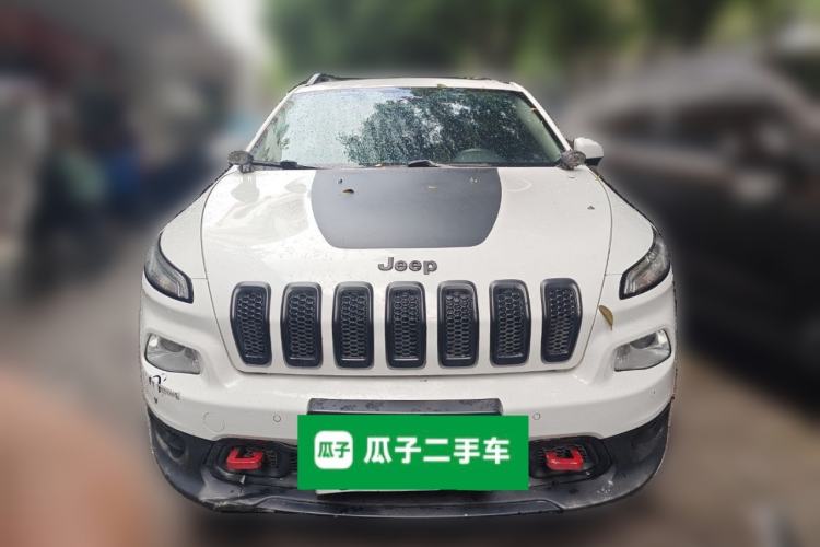 Used  Cherokee 2016 2.4L Professional Smart Version