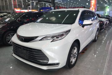 Used Toyota Sienna 2024 2.5L Hybrid Four-Wheel Drive Prestige Edition
