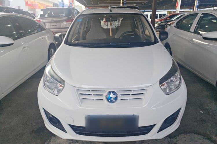 Used Venucia R30 2014 1.2L Manual Enjoyment Edition
