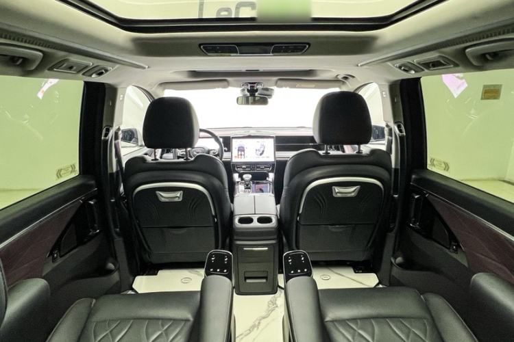 Used GAC Trumpchi M8 2024 Master Series 400T Prestige Edition
