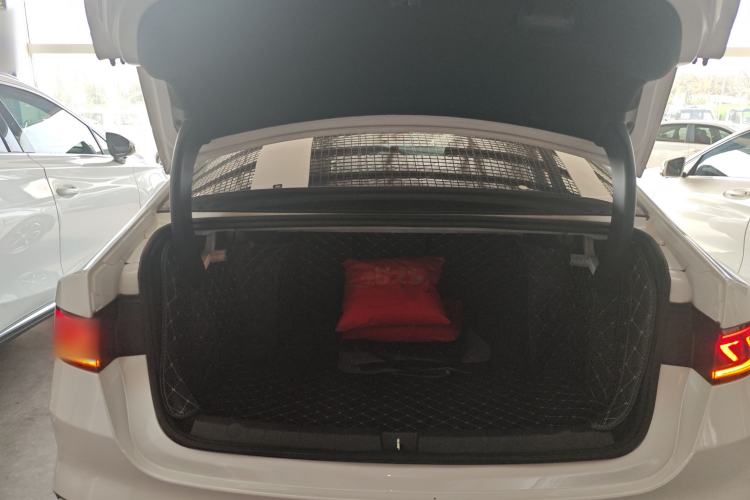 Used BYD Qin PLUS 2021 EV 400KM Leading Comfort Edition