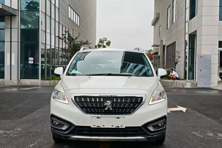 Used Peugeot 3008 2016 2.0L Automatic Classic Edition
