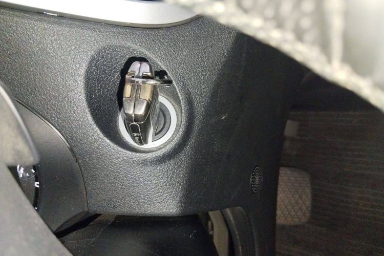 Used Mercedes-Benz Vito 2021 2.0T Elite Version 7 Seats