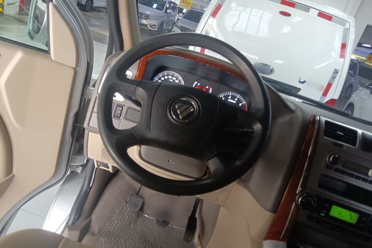 Used Foton Scenic G5 2023 2.4L Gasoline Commercial & Travel Professional Edition Clear-Window 5/9-Seater 4K22D4M
