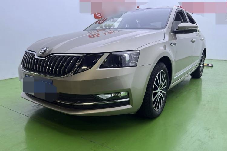 Used Skoda Octavia 2019 1.5L Automatic SmartDrive Comfort Edition China VI Standard
