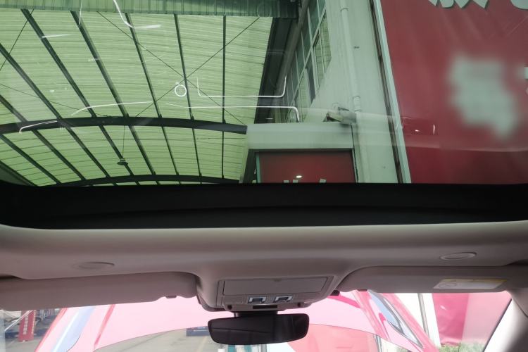 Used Land Rover Range Rover Evoque 2021 Range Rover Velar 249 PS R-Dynamic S Performance Edition