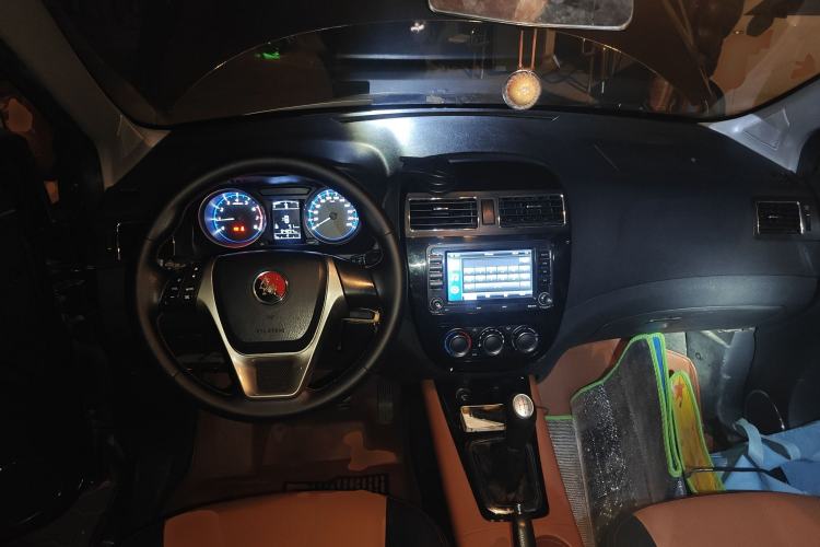 Used FORTHING Joyear X5 2015 1.6L Manual Luxury Model