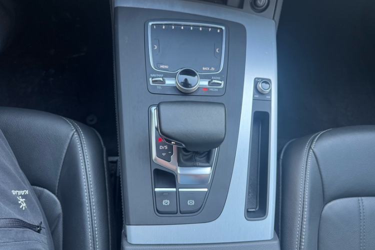 Used Audi Q5L 2020 Updated 40 TFSI Prestige Fashion Edition
