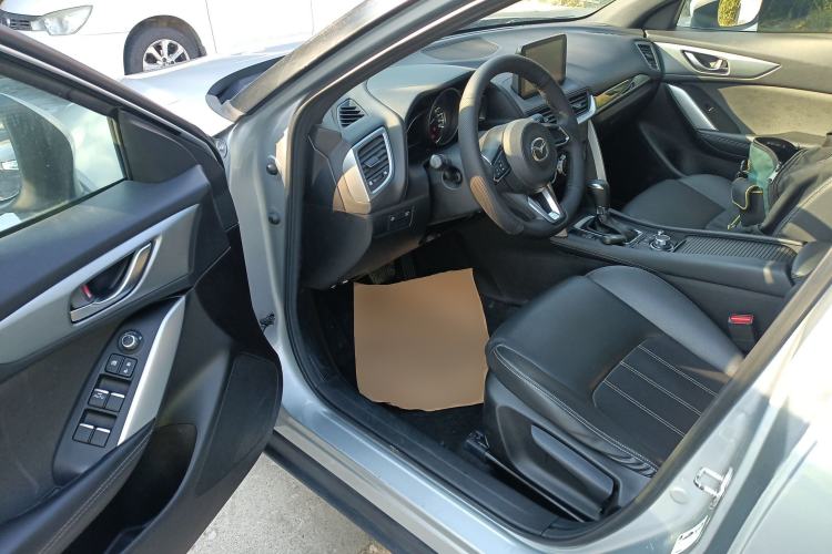 Used Mazda CX-4 2018 2.0L Automatic Two-Wheel Drive Blue Sky Dynamic Version China V Standard